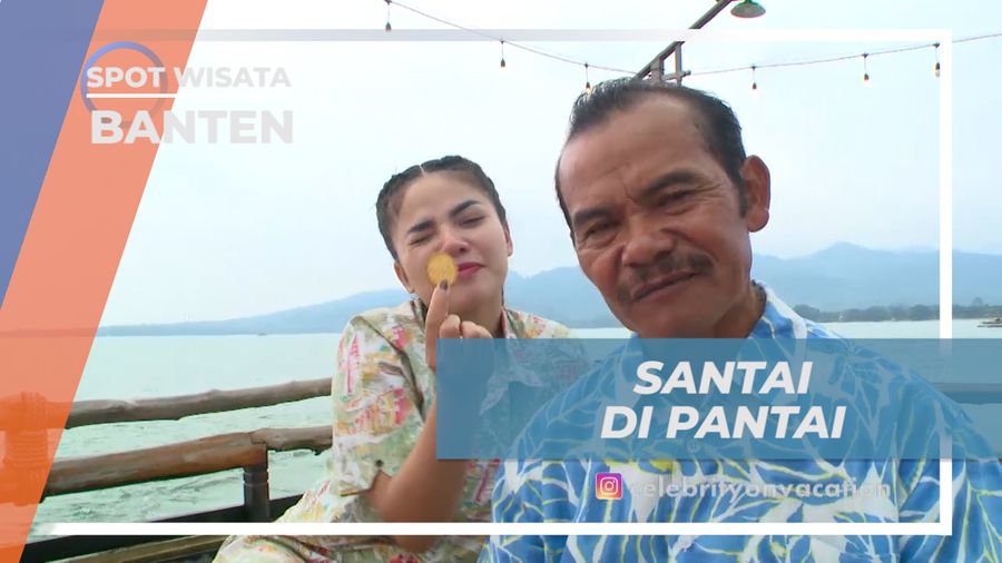 Berbagi Keseruan Sambil Menikmati Camilan di Dermaga Pantai Carita, Banten