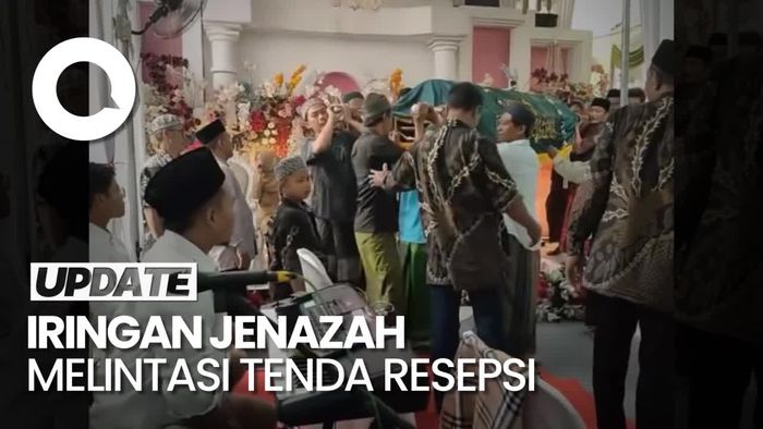 Viral Iring-iringan Keranda Jenazah Lintasi Resepsi Pernikahan di Gresik