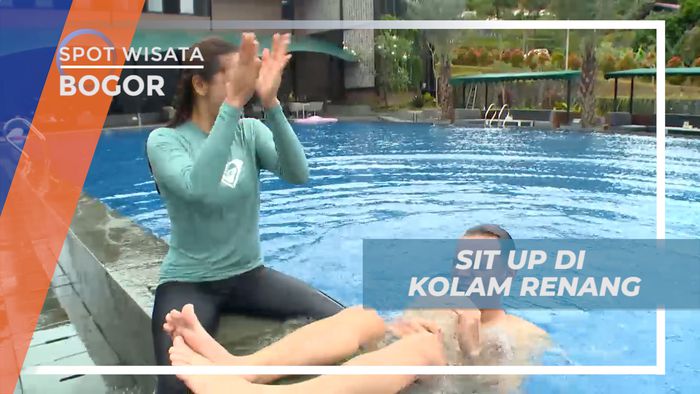 Mencoba Sensasi Sit Up di Kolam Renang, Bogor