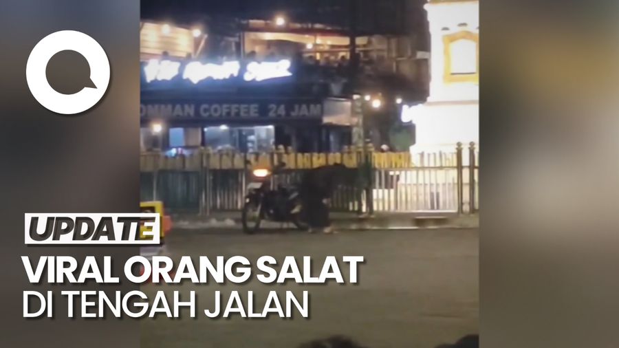 Viral Orang Salat di Tengah Jalan Menghadap Tugu Jogja