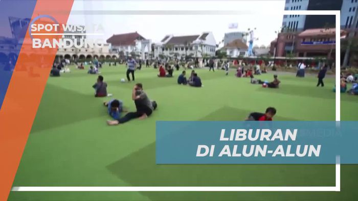 Bermain Asik di Alun-alun Bandung, Merasakan Riuh Ramai Suasana Kota