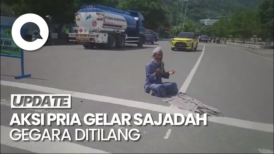 Viral Pria Gelar Sajadah di Tengah Jalan gegara Tak Terima Ditilang