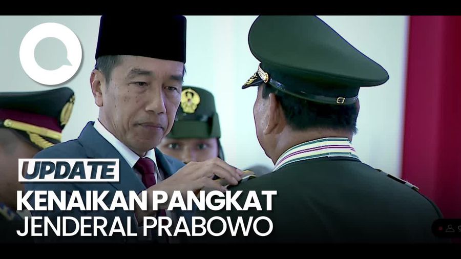 Momen Jokowi Sematkan 4 Bintang di Pundak Prabowo