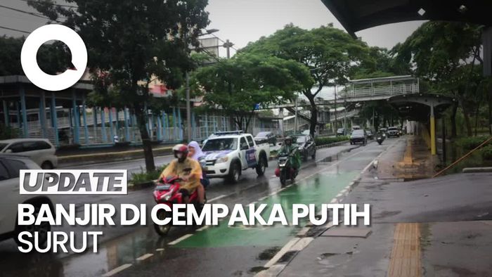 Banjir Surut, Jalur Lambat Jalan Letjen Suprapto Bisa Dilalui Pengendara