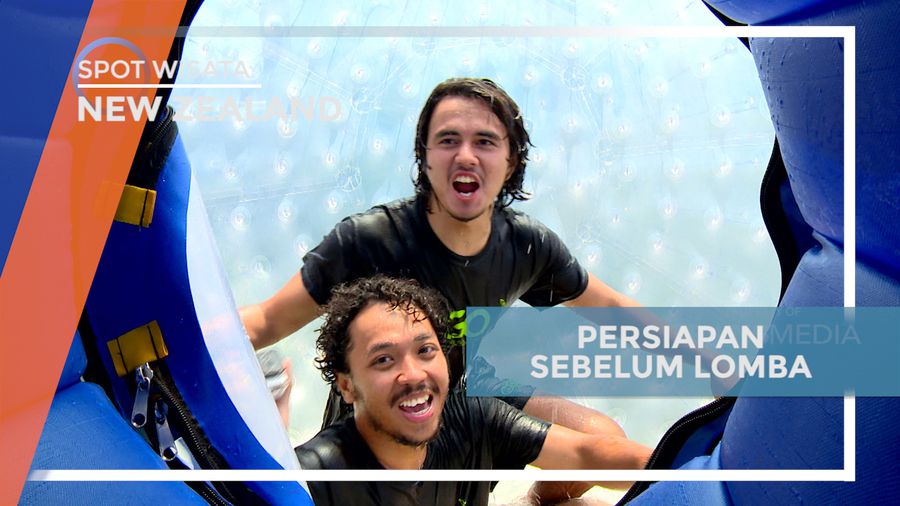 Persiapan Sebelum Menggelinding di Dalam Bola Raksasa, New Zealand