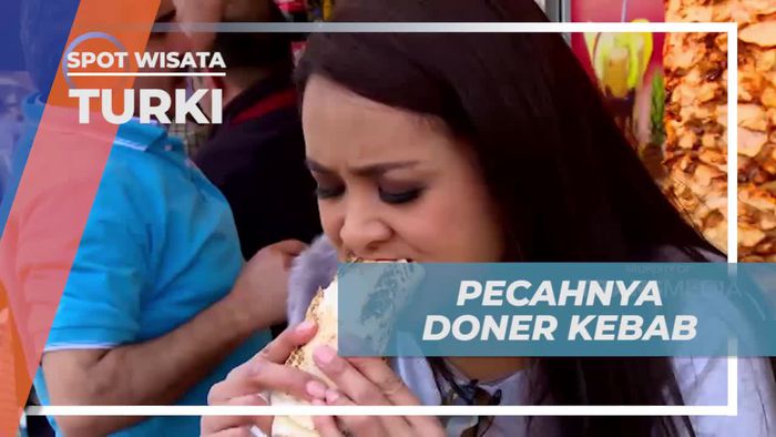 Mencicipi Kelezatan Kebab Doner di Istanbul Turki