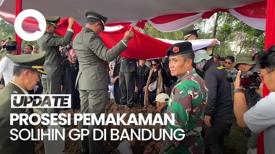 Suasana Pemakaman Solihin GP di TMP Cikutra, Dihadiri JK-Bey Machmudin