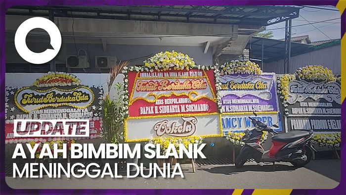 Suasana Rumah Duka Keluarga Bimbim Slank