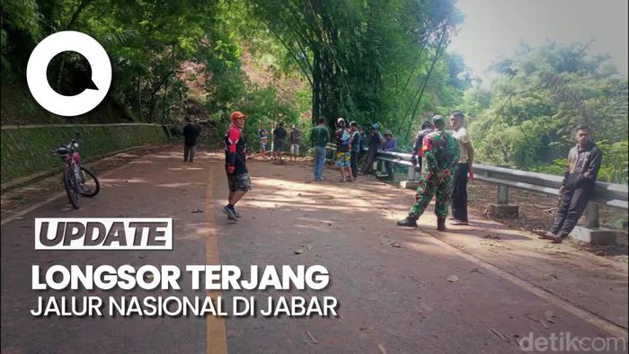 Jalur Nasional Majalengka-Kuningan Tertutup Longsor, Kendaraan Terjebak