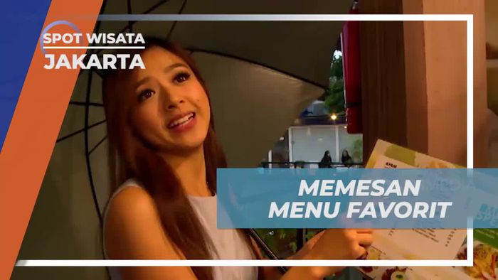 Memesan Nasi Lidah Cabe Ijo, Kuliner Pedas Andalan di Jakarta Selatan