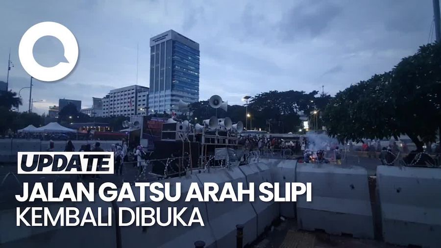 Demo di DPR Selesai, Massa Aksi dari 2 Kubu Bubarkan Diri