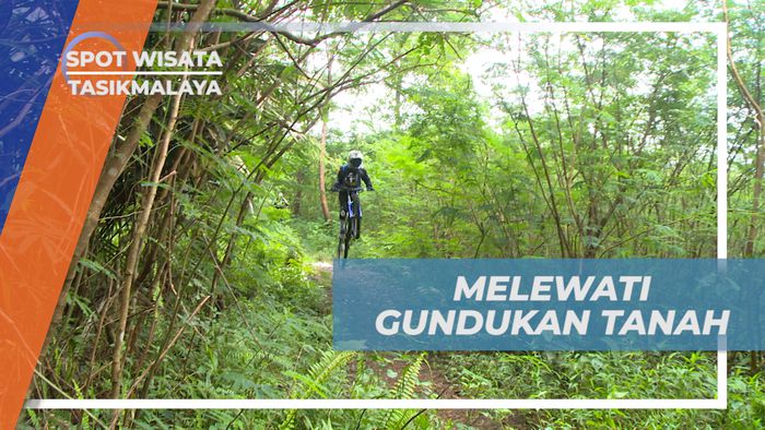 Pacu Adrenalin Melintasi Gundukan Tanah Dengan Sepeda Downhill, Tasikmalaya