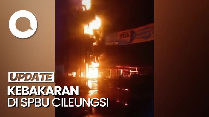 Penampakan Truk Tangki BBM Terbakar di SPBU Cileungsi