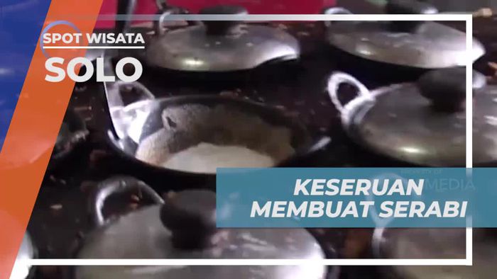 Mencoba Membuat Serabi di Notosuman Kota Solo