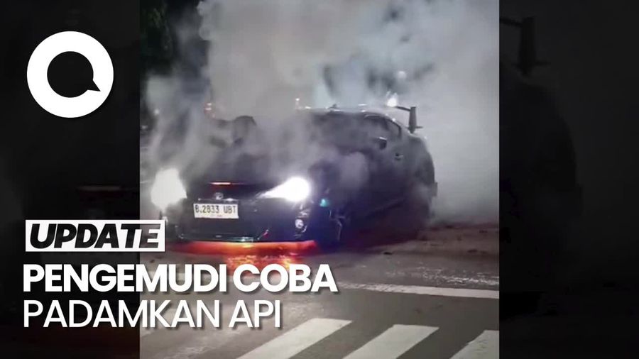 Viral! Sedan Sport Toyota FT 86 Terbakar di Ring Road Barat Sleman