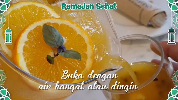 Lebih Baik Berbuka dengan Minuman Hangat atau Dingin?