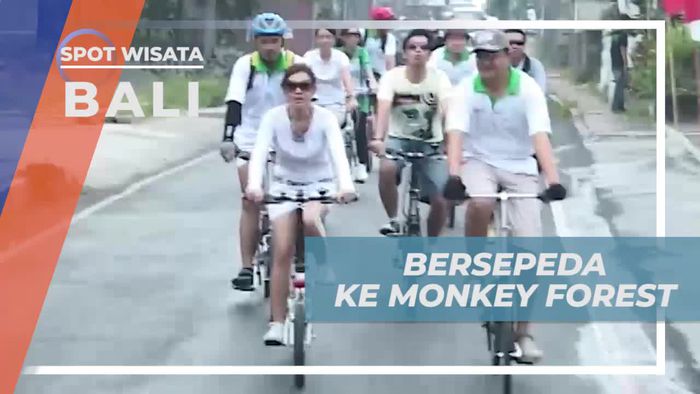 Bersepeda Asik Menuju Monkey Forest Bali