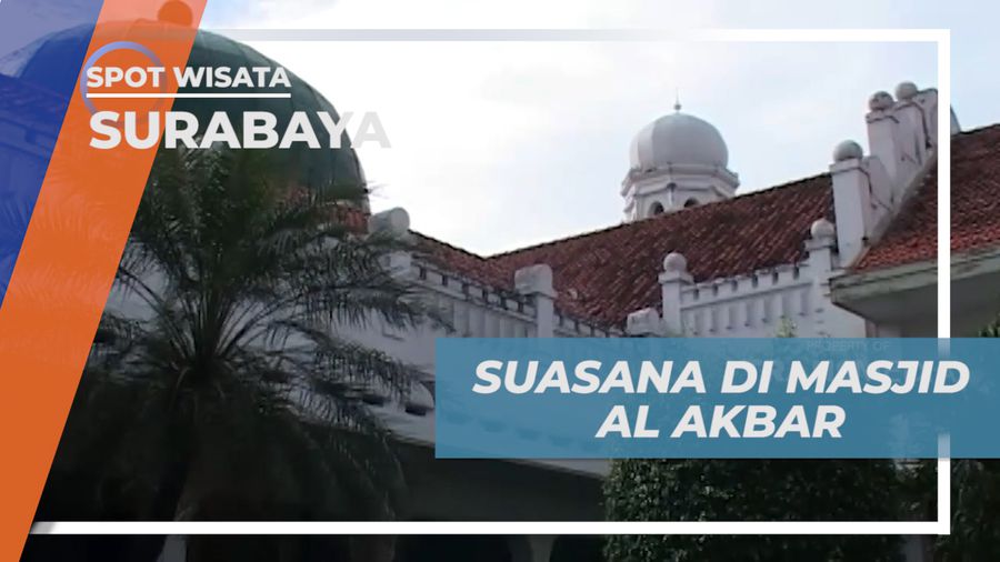 Menikmati Suasana Masjid Nasional Al-Akbar yang Khas, Surabaya