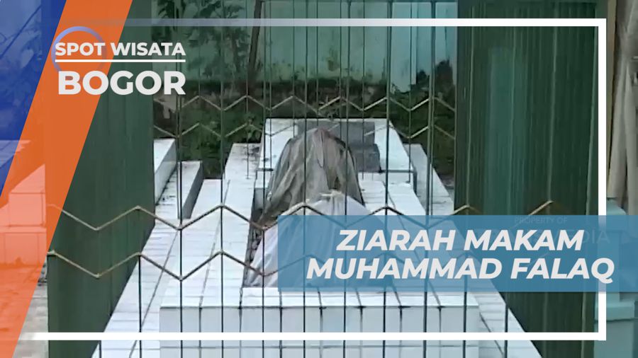 Mengunjungi Makam K.H. Tubagus Muhammad Falaq di Pelataran Masjid Al Falaq, Bogor