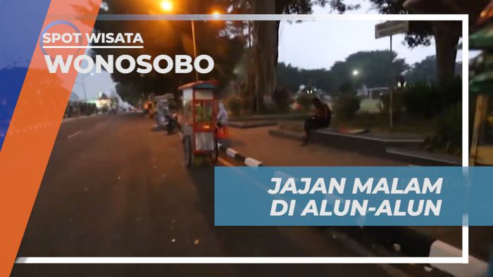 Berburu Beragam Jajanan Malam di Alun-alun Pusat Kota Wonosobo