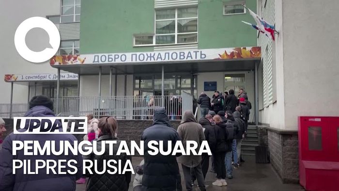 Ratusan Pemilih Antre Panjang di Hari Terakhir Pilpres Rusia