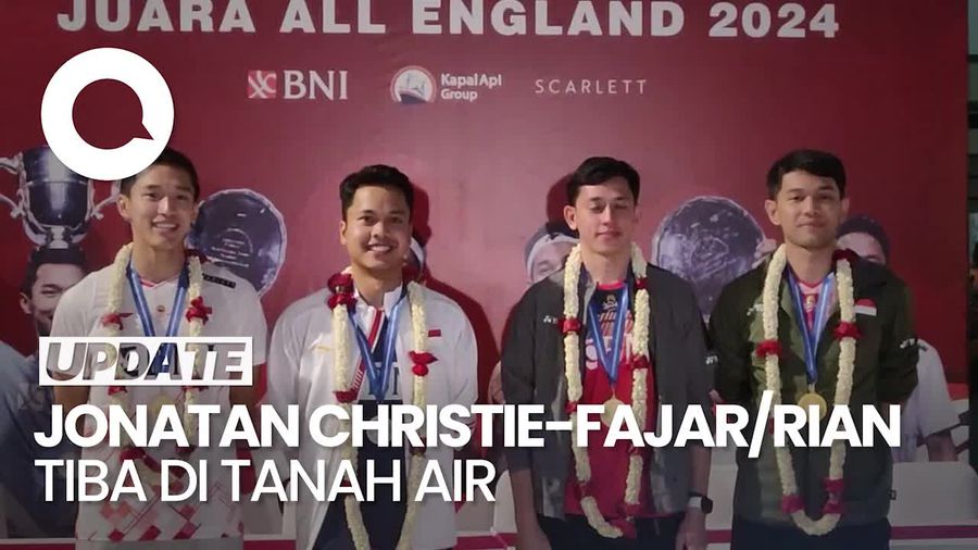 Momen Pebulutangkis RI Peraih Juara All England 2024 Tiba di Tanah Air