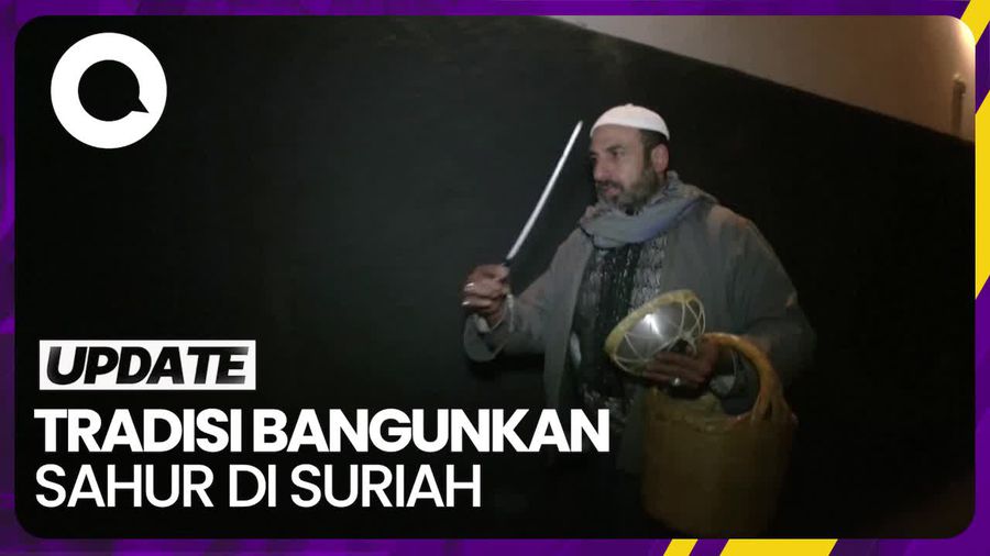 Mesaharati Tradisi Bangunkan Sahur di Suriah