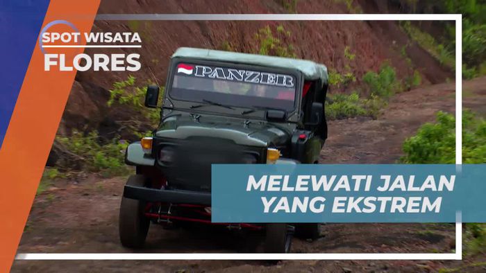 Melintasi Jalan Licin dan Berlumpur Menuju Bukit Wolowio Flores
