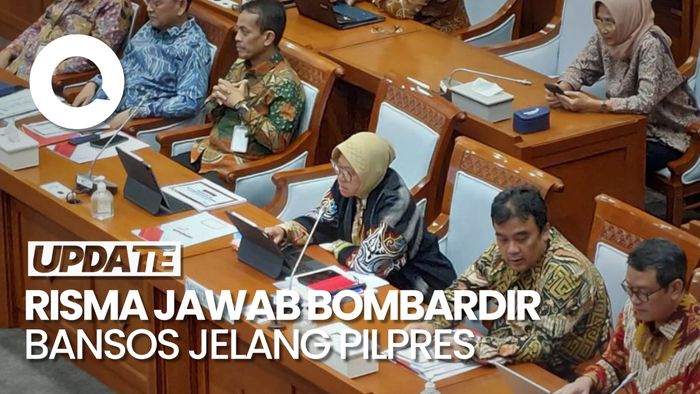 Momen Risma Dicecar soal Bombardir Bansos Jelang Pilpres 2024
