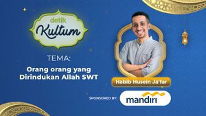 Menjadi Orang yang Dirindukan Allah SWT