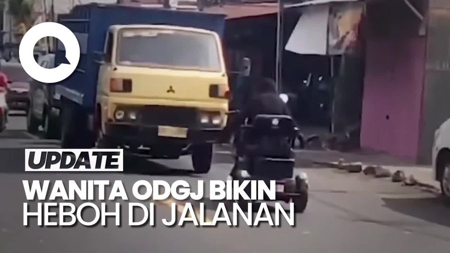 Viral Wanita ODGJ Bawa Motor Listrik Lawan Arah-Berhadapan dengan Truk
