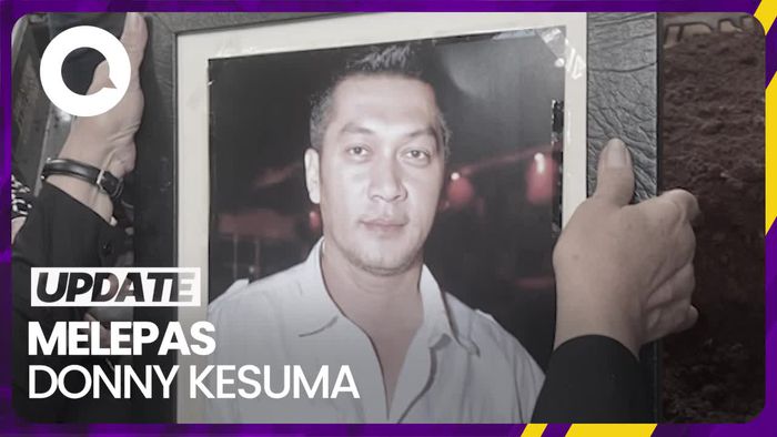 Ketegaran Keluarga Melepas Donny Kesuma