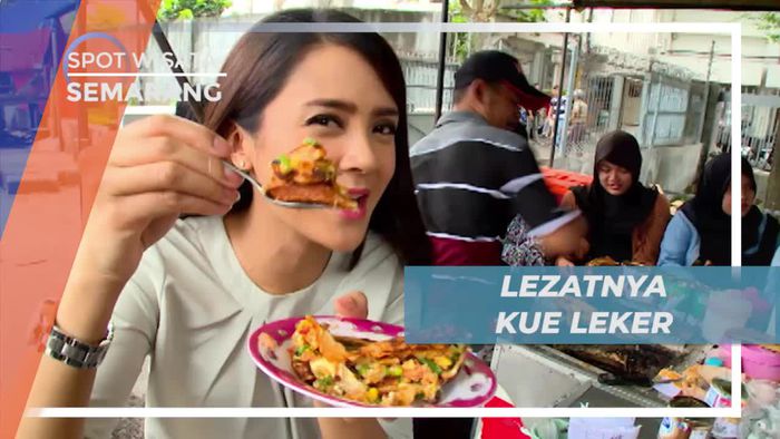 Sensasi Gurih Santap Kue Leker di Semarang