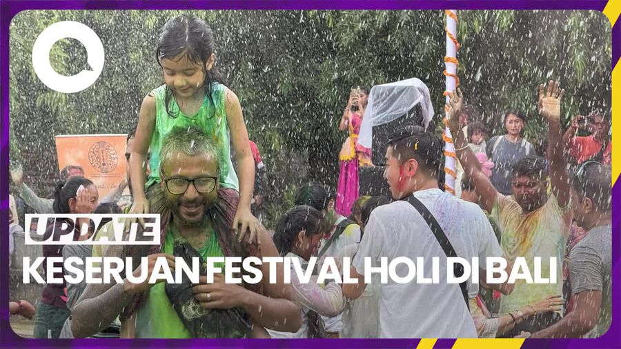 Momen Warga Bali Rayakan Festival Holi Khas India