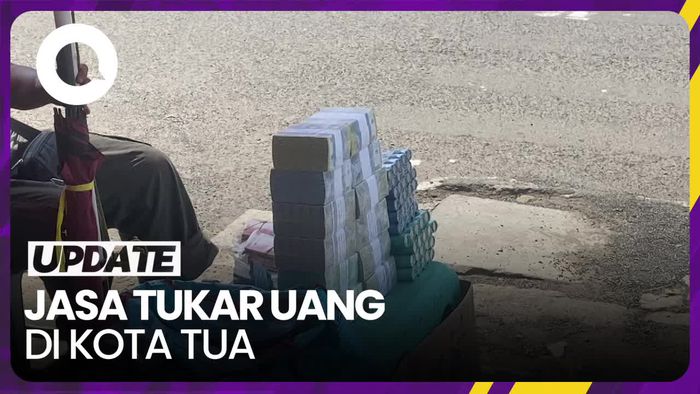 Jasa Tukar Uang Mulai Bermunculan di Kota Tua