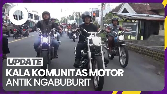 Ngabuburit ala Komunitas Motor Antik di Lumajang