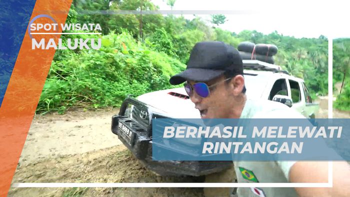 Menikmati Perjalanan Ekstrim Melintasi Hutan Menuju Bukit Mngeswaen, Maluku