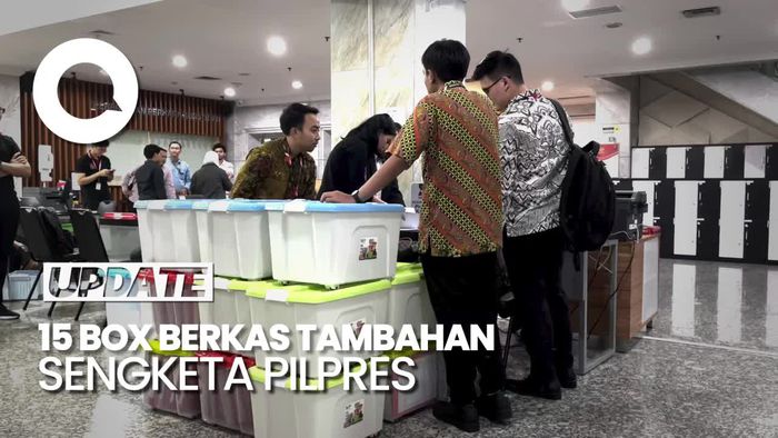 Tim Ganjar-Mahfud Serahkan 15 Kontainer Berkas Tambahan Sengketa Pilpres