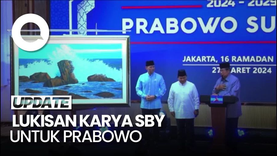 Momen SBY Berikan Lukisan Standing Firm Like Rocks ke Prabowo