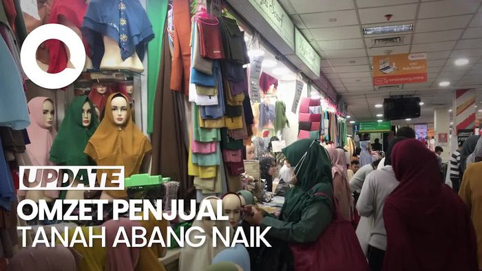 Cerita Pedagang di Tanah Abang, Pendapatan Naik Drastis Jelang Lebaran
