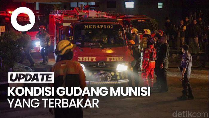 Damkar Ungkap Kondisi Gudang Munisi Kodam Jaya yang Terbakar