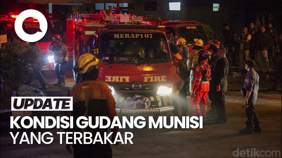 Damkar Ungkap Kondisi Gudang Munisi Kodam Jaya yang Terbakar