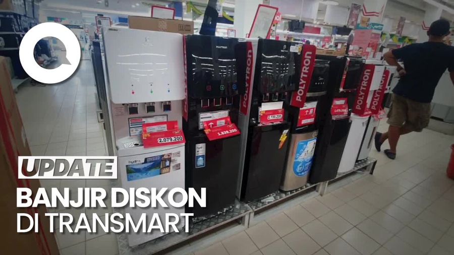 Banjir Diskon! Pengunjung Pilih Beli Dispenser di Transmart Full Day Sale