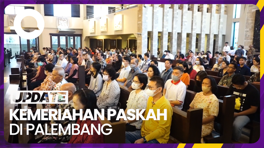 Keseruan Anak-anak Rebutan Telur Merah Paskah Setelah Ibadah