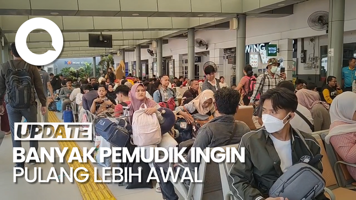 Stasiun Pasar Senen Mulai Ramai Pemudik yang Pilih Pulang lebih Awal