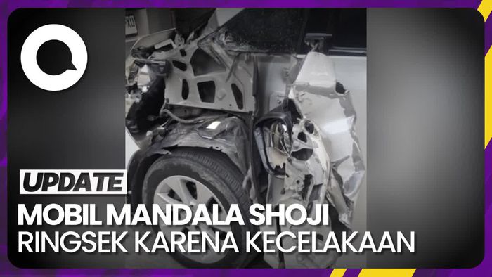 Mandala Shoji dan Istri Alami Kecelakaan
