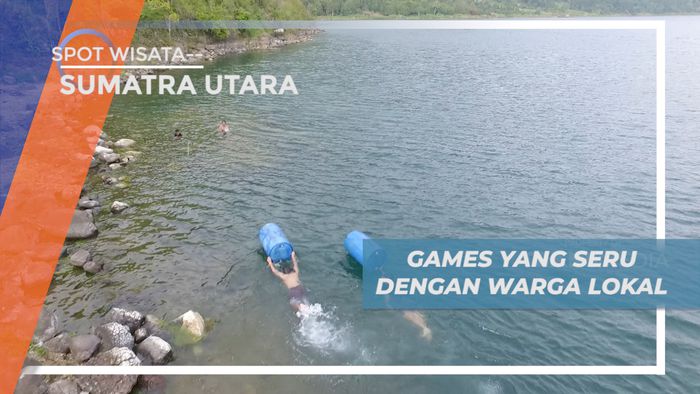 Seru-seruan Bareng Warga Lokal Adu Cepat Berenang di Danau Toba, Sumatera Utara