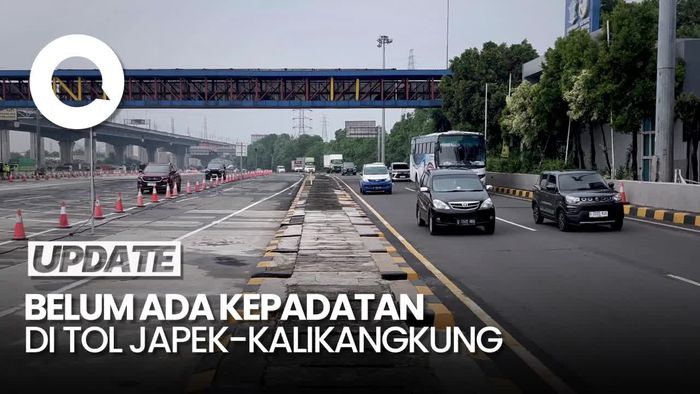 Polisi Tunda Contra Flow-One Way di Tol Japek-Kalikangkung