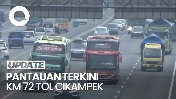 Persiapan Penerapan One Way Mudik di Km 72 Tol Cikampek