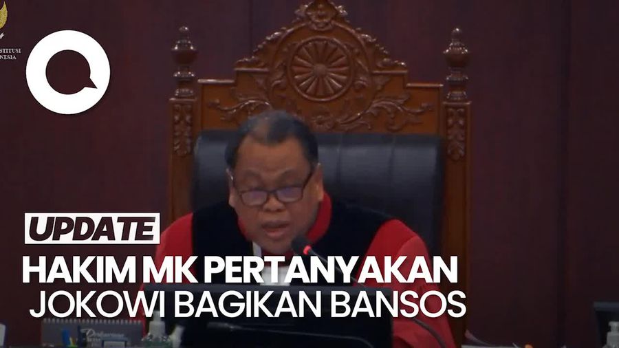 Hakim MK Tanya Risma soal Jokowi Bagi Bansos Saat Masa Kampanye
